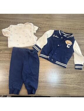 Carter's Baby Boy 3 piece set football captain outfit - 9M